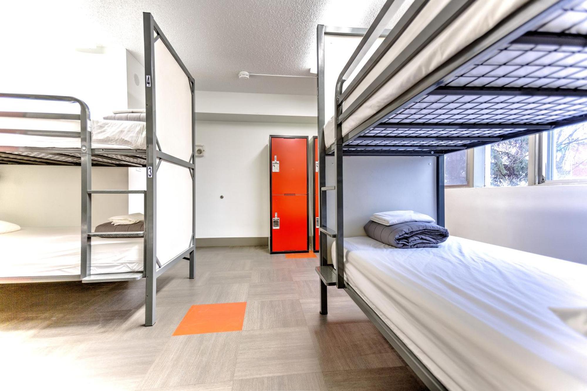 Hi Edmonton - Hostel Exterior photo